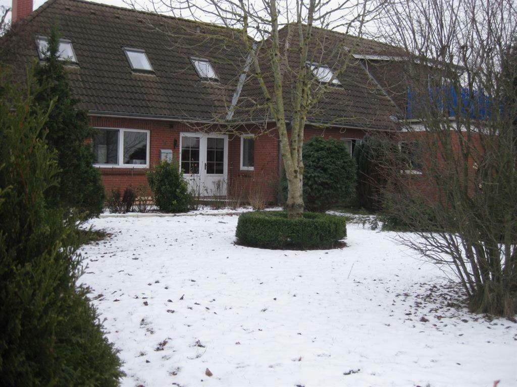 Ferienwohnung Sonnenoase Tating Exterior foto